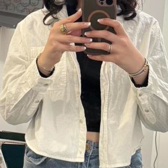 Universal Thread White Button-Up Top - Picture 3 of 3